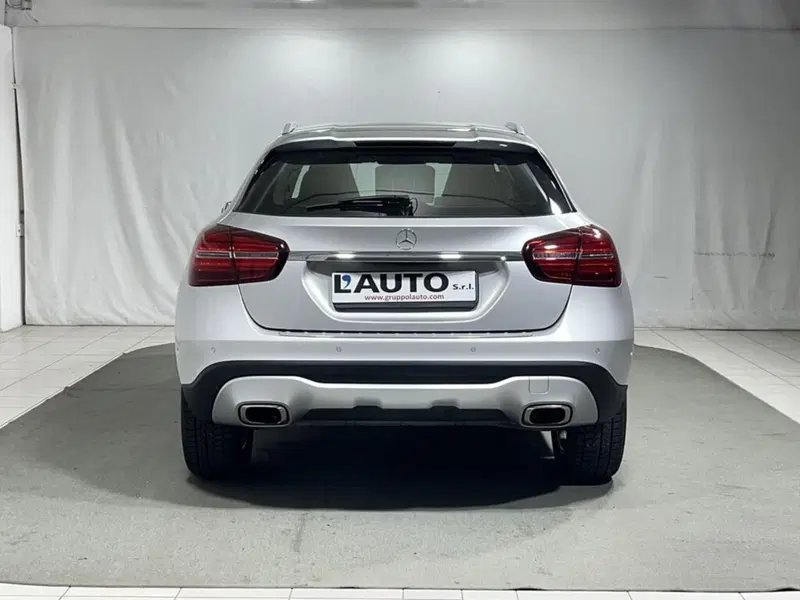 Mercedes-Benz GLA SUV usata a Sondrio (4)