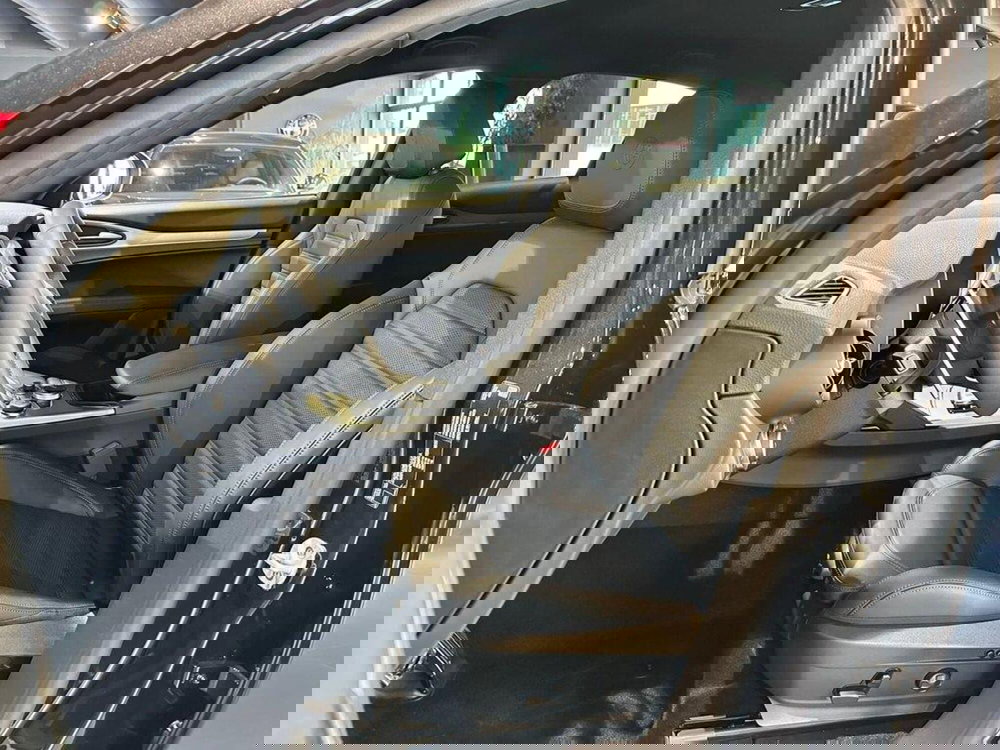 Alfa Romeo Stelvio nuova a Sondrio (10)