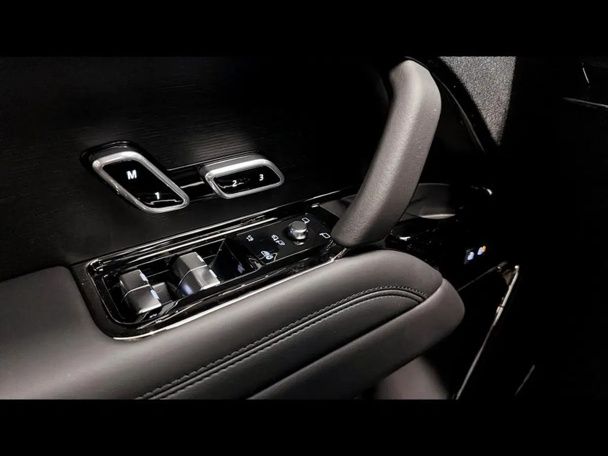 Land Rover Range Rover Sport nuova a Varese (15)