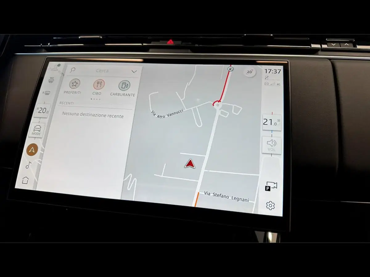 Land Rover Range Rover Sport nuova a Varese (14)