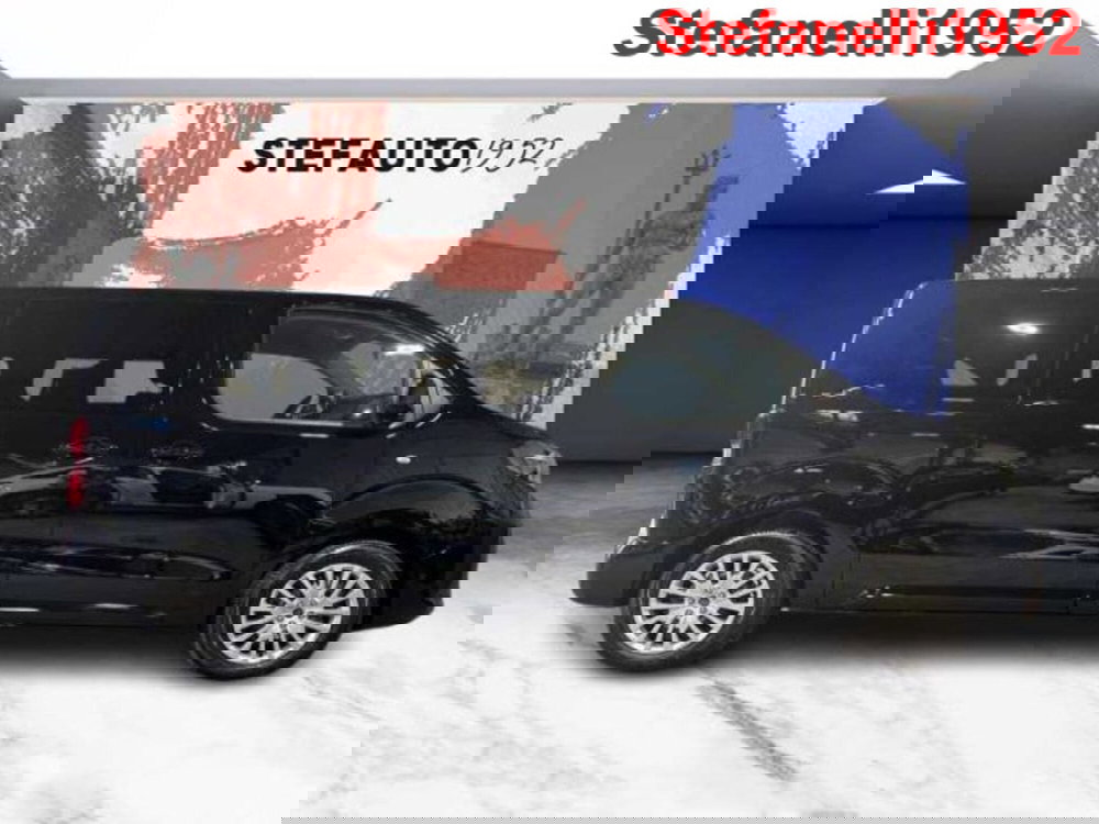 Peugeot Traveller nuova a Bologna (2)