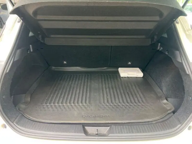 Nissan Qashqai usata a Sassari (5)