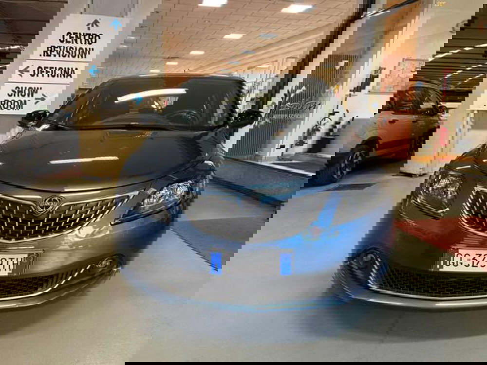 Lancia Ypsilon usata a Vercelli (2)
