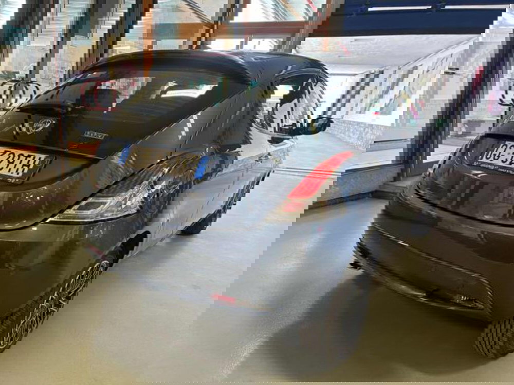 Lancia Ypsilon usata a Vercelli (6)