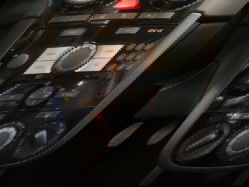 Opel Corsa usata a Torino (10)