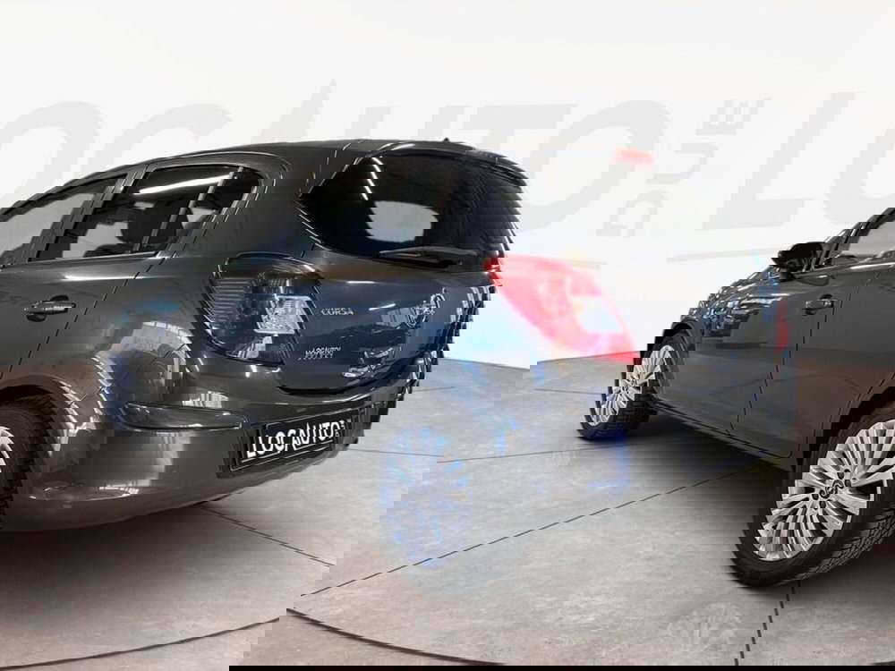 Opel Corsa usata a Torino (4)