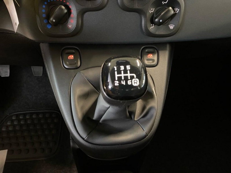 Fiat Panda Cross nuova a Torino (12)