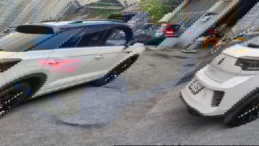 Volkswagen T-Roc usata a Savona (16)