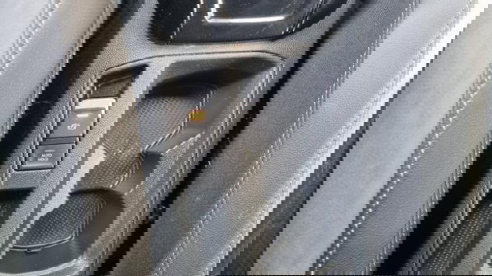 Volkswagen T-Roc usata a Savona (7)