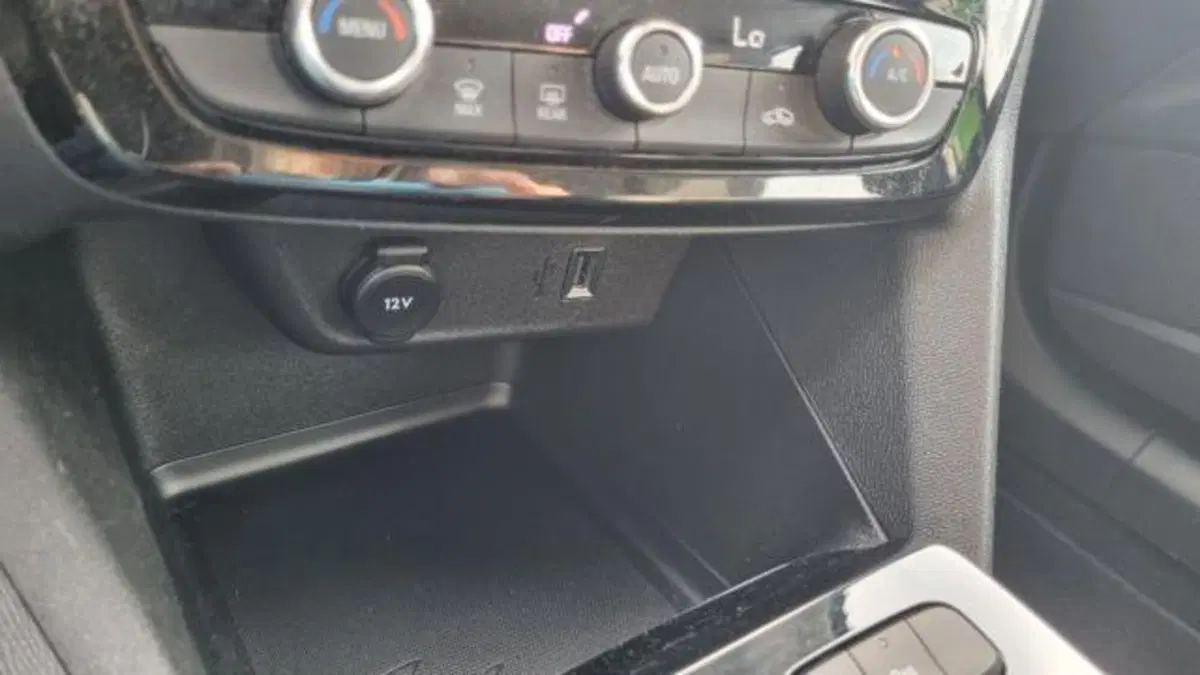 Opel Mokka usata a Savona (11)