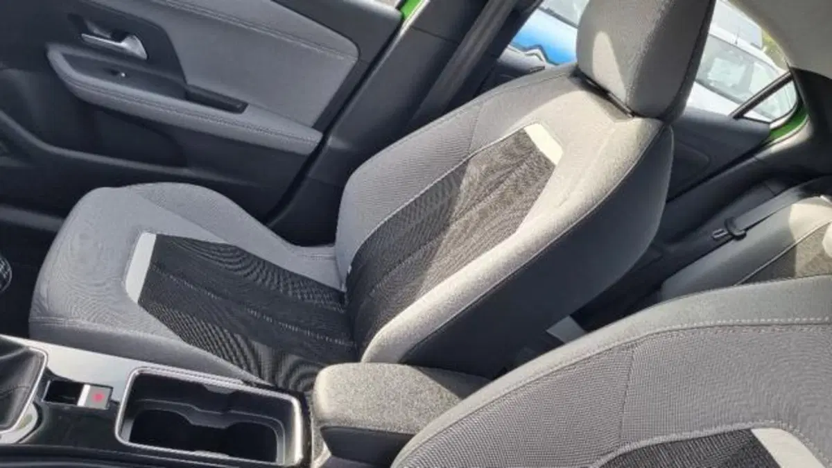 Opel Mokka usata a Savona (15)