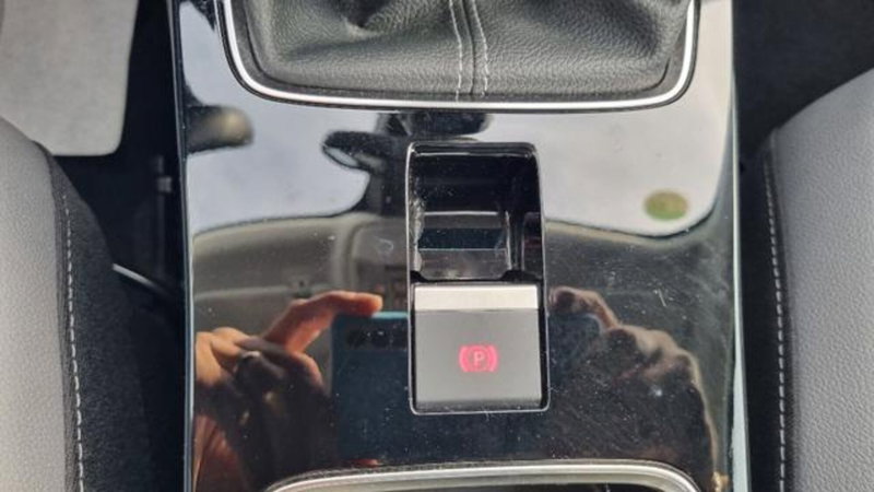 Opel Mokka usata a Savona (9)