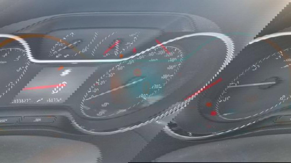 Opel Crossland usata a Savona (6)