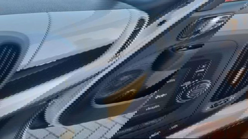 Fiat 500L usata a Savona (11)