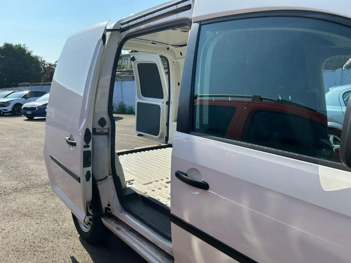 Volkswagen Veicoli Commerciali Caddy usata a Piacenza (15)