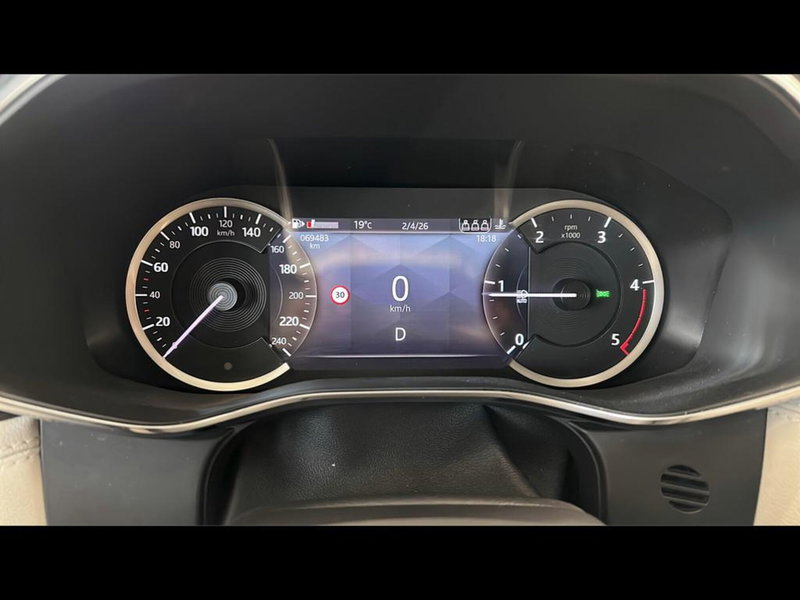 Jaguar F-Pace usata a Varese (10)