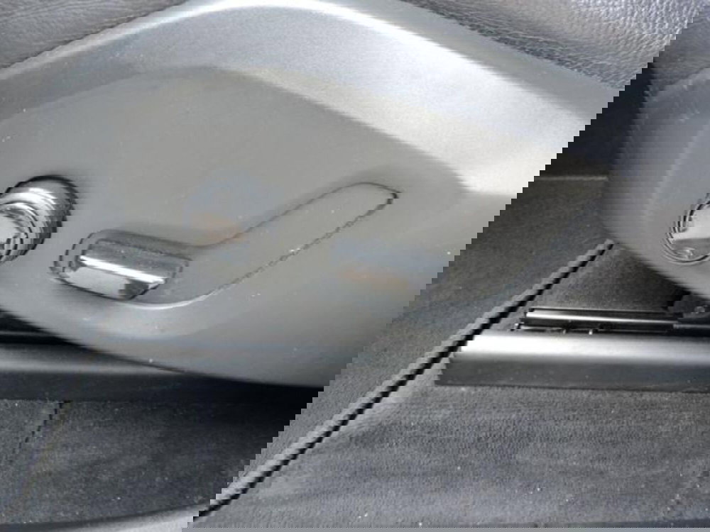 Volvo XC60 usata a Firenze (17)