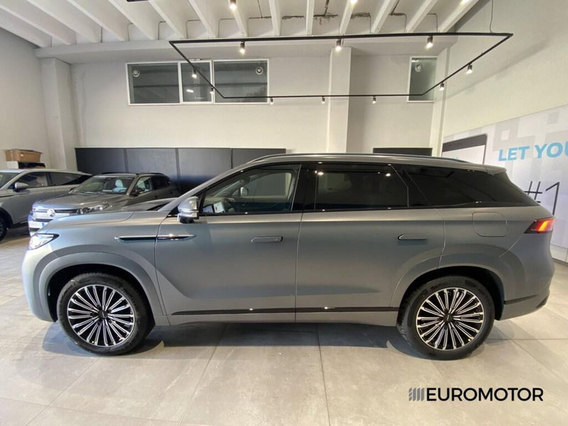 Jaecoo Jaecoo 8 SHS-P nuova a Bari (12)