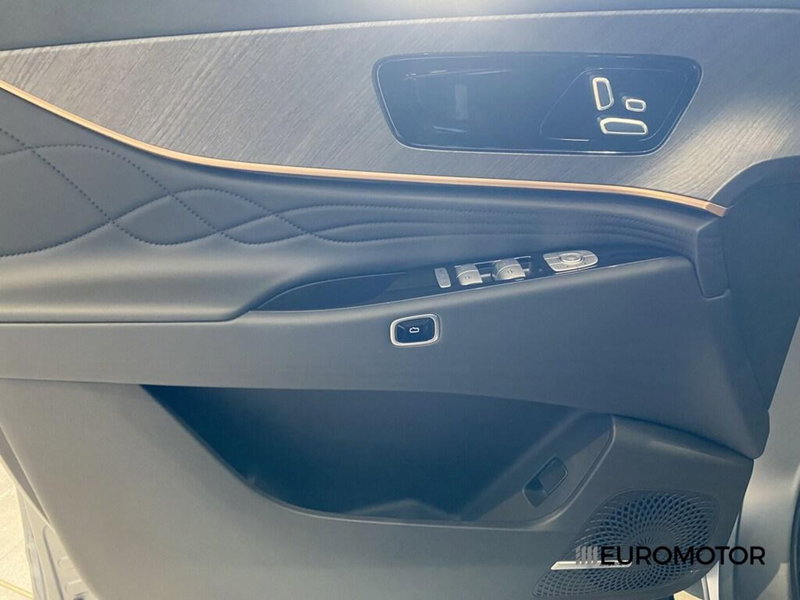 Jaecoo Jaecoo 8 SHS-P nuova a Bari (14)