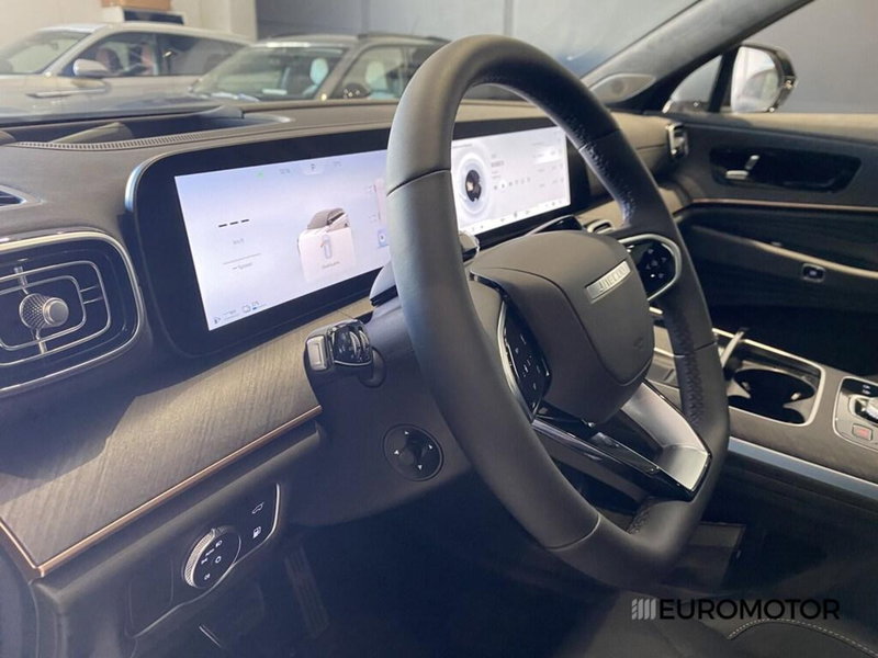 Jaecoo Jaecoo 8 SHS-P nuova a Bari (15)