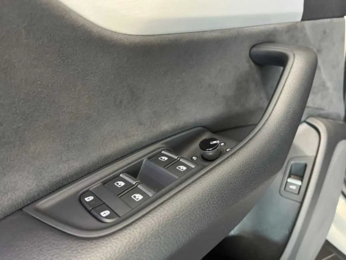 Audi Q8 usata a Bologna (17)