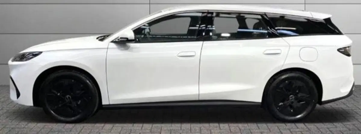 Byd Seal 6 DM-i nuova a Bologna (4)