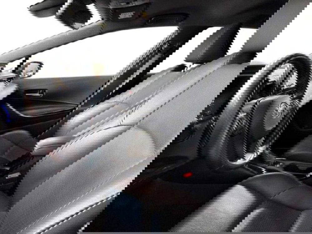 Toyota Corolla Touring Sports usata a Bologna (12)