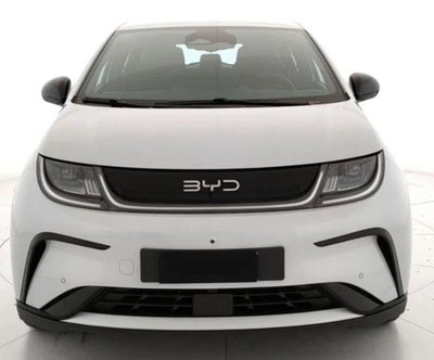 Byd Dolphin 60,48 kWh Design nuova a Castenaso