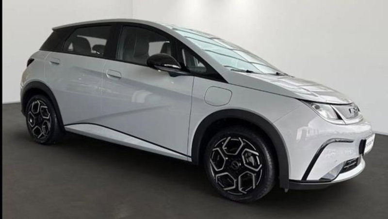 Byd Dolphin nuova a Bologna (2)