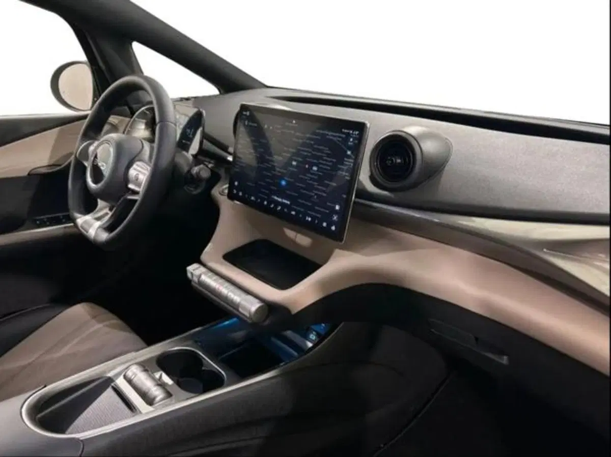 Byd Dolphin nuova a Bologna (11)