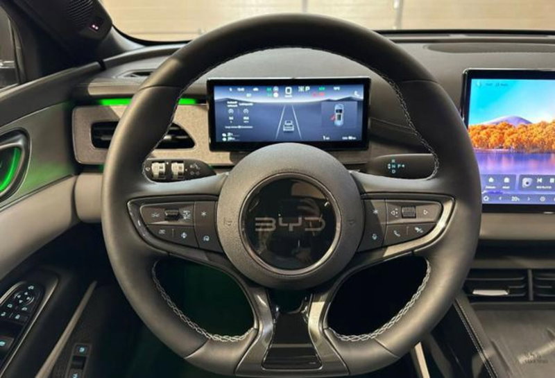 Byd Seal Station Wagon nuova a Bologna (10)