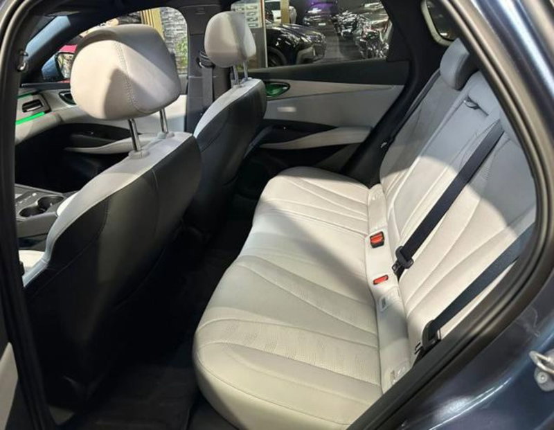 Byd Seal Station Wagon nuova a Bologna (14)