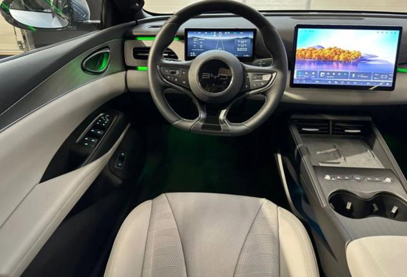 Byd Seal Station Wagon nuova a Bologna (9)