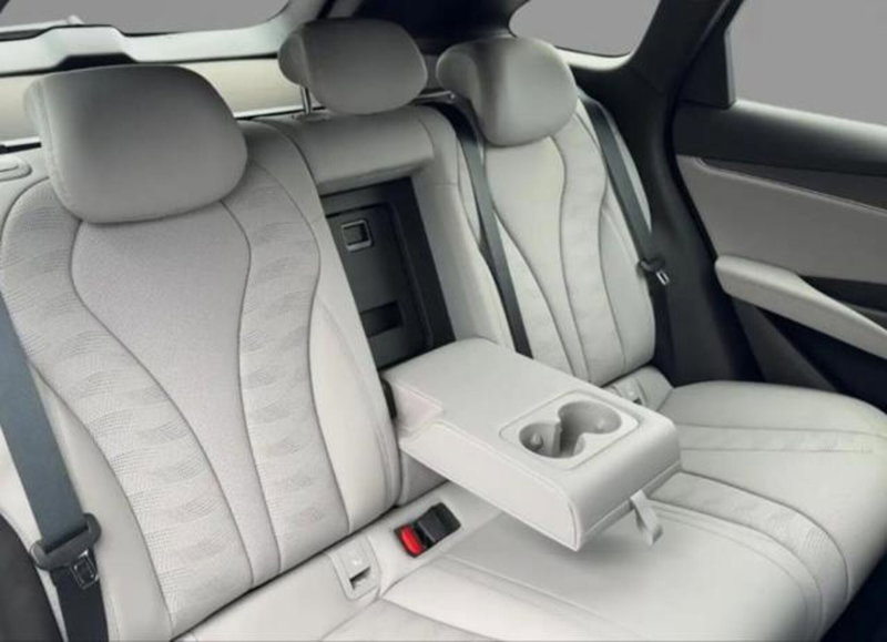 Byd Seal Station Wagon nuova a Bologna (12)