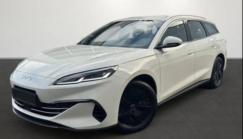 Byd Seal Station Wagon nuova a Bologna