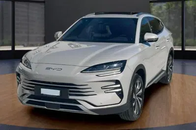 Byd Seal U 87 kWh Design nuova a Castenaso