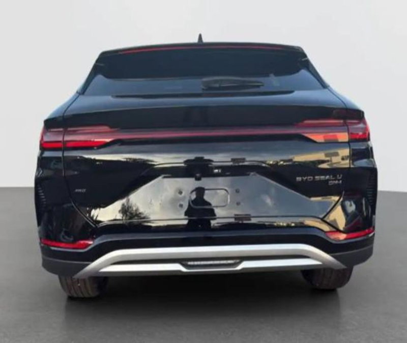 Byd Seal U  nuova a Bologna (5)