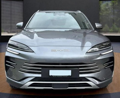 Byd Seal U  87 kWh Design nuova a Castenaso
