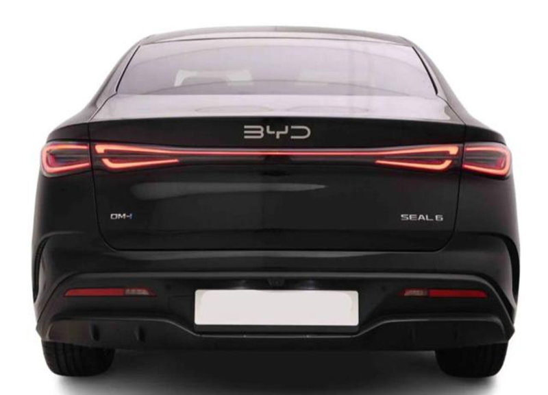 Byd Seal nuova a Bologna (4)