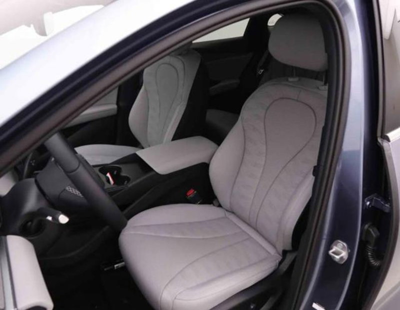 Byd Seal nuova a Bologna (8)