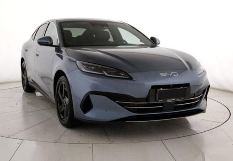 Byd Seal nuova a Bologna (2)