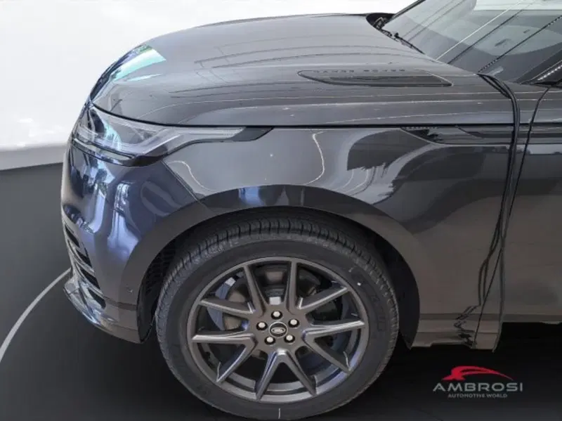 Land Rover Range Rover Velar nuova a Perugia (12)