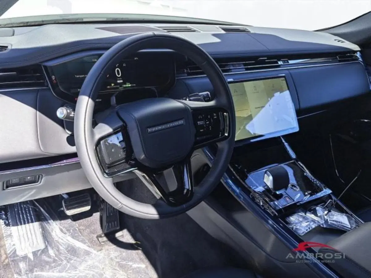Land Rover Range Rover Sport nuova a Perugia (10)