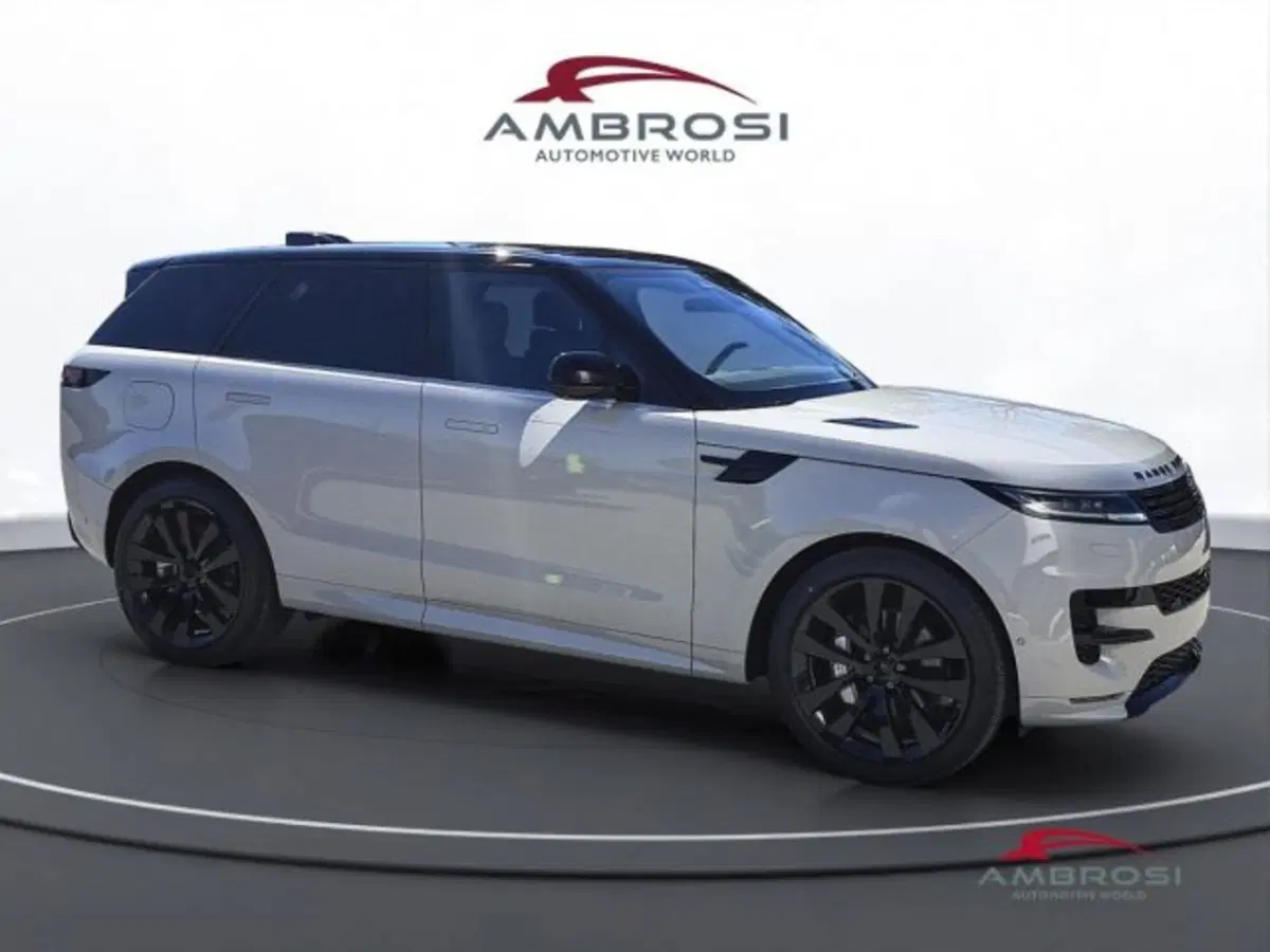 Land Rover Range Rover Sport nuova a Perugia (2)