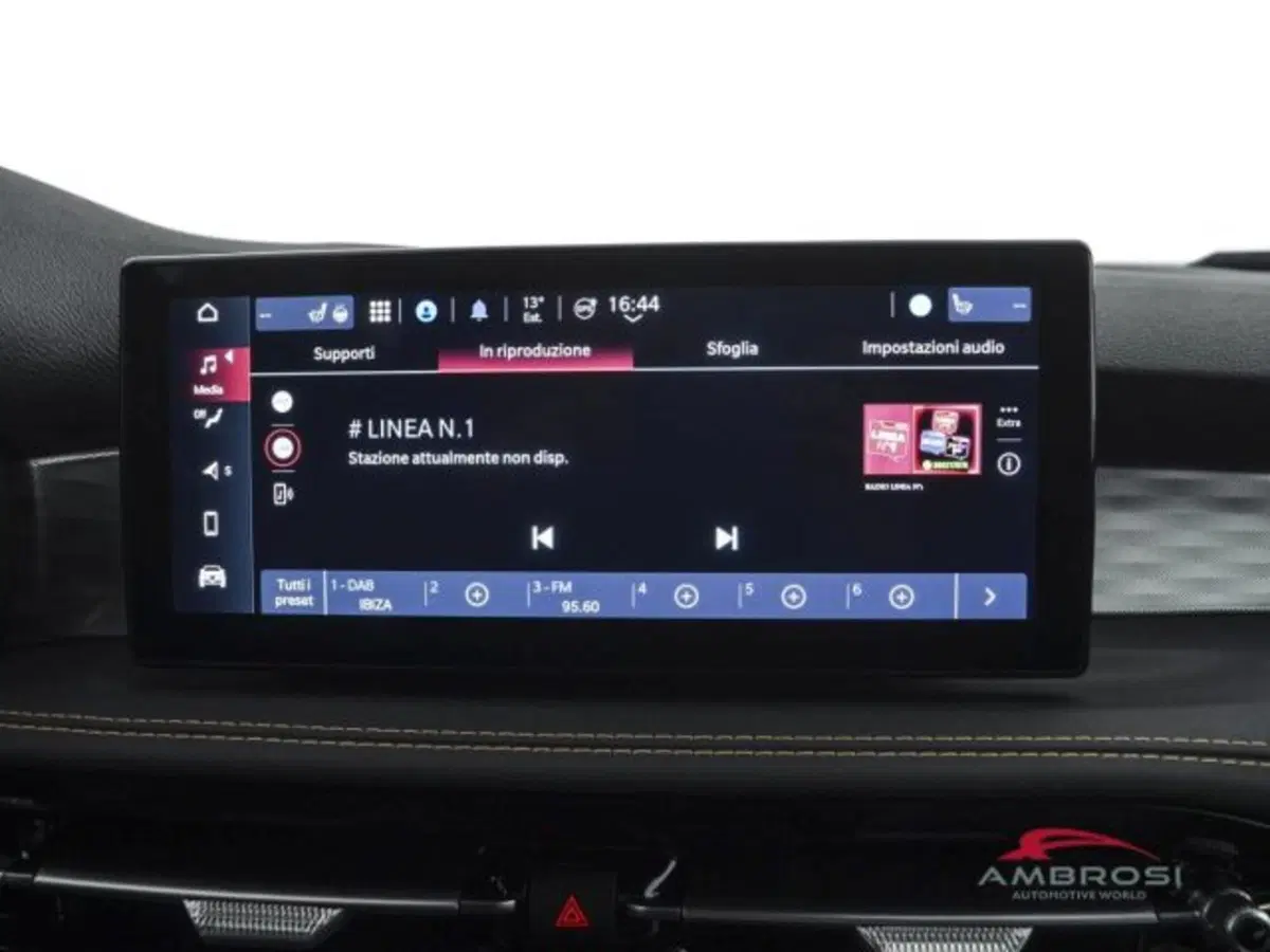 Alfa Romeo Tonale nuova a Perugia (14)