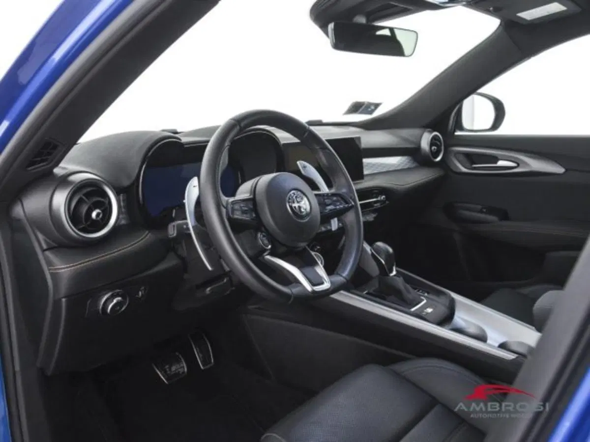Alfa Romeo Tonale usata a Perugia (8)