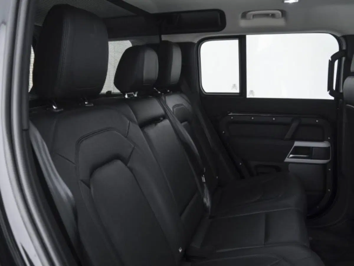 Land Rover Defender usata a Perugia (5)