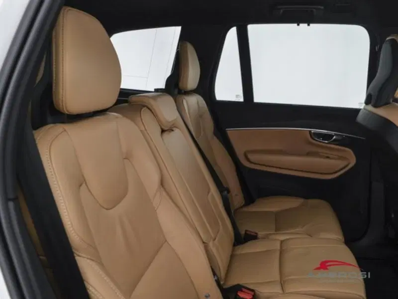 Volvo XC90 usata a Perugia (13)