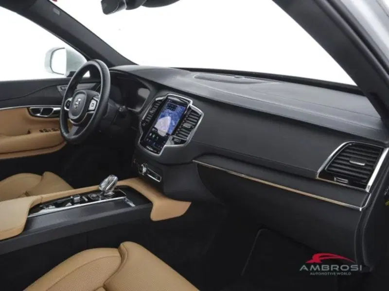 Volvo XC90 usata a Perugia (14)