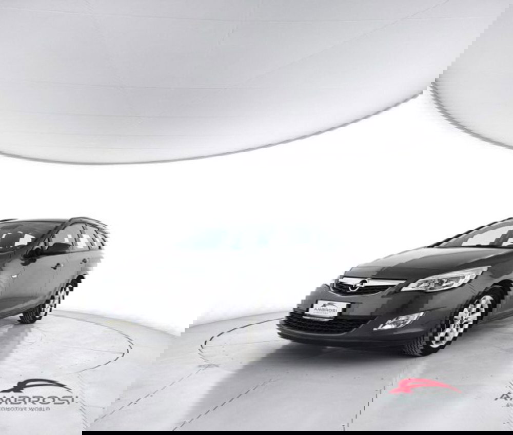 Opel Astra Station Wagon usata a Perugia